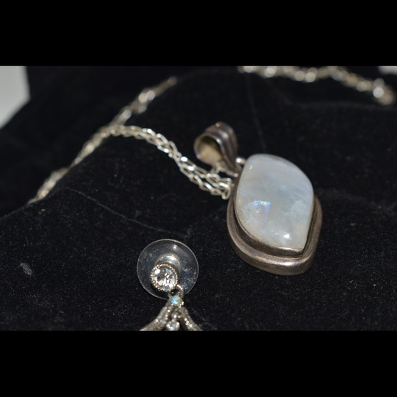 Stone Necklace set - Picture 2 of 6